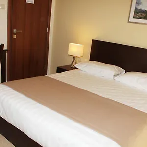 Rea Hotel Iraklio