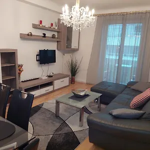 3-rooms For Up To 4 Persons Near To Prater Apartment Wien